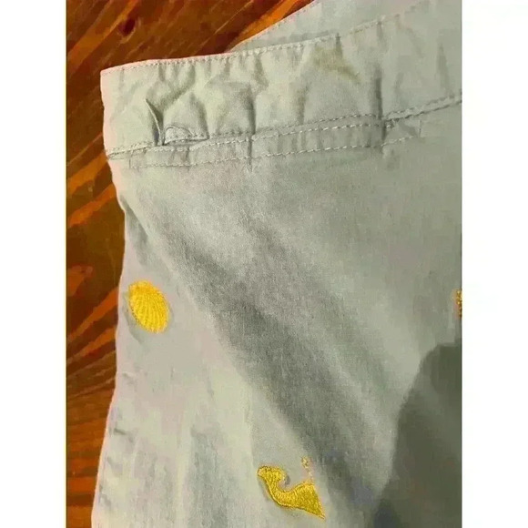Lilly Pulitzer Classic Capri Whales and Shells in Cape Cod Blue, size 2 - Picture 6 of 11